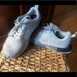 NoBull mesh runner W9